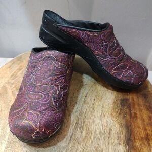 Sanita Professional Clog Slip On Purple Paisley Fabric Tapestry‎ Women Sz 7.5